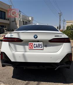 BMW i5